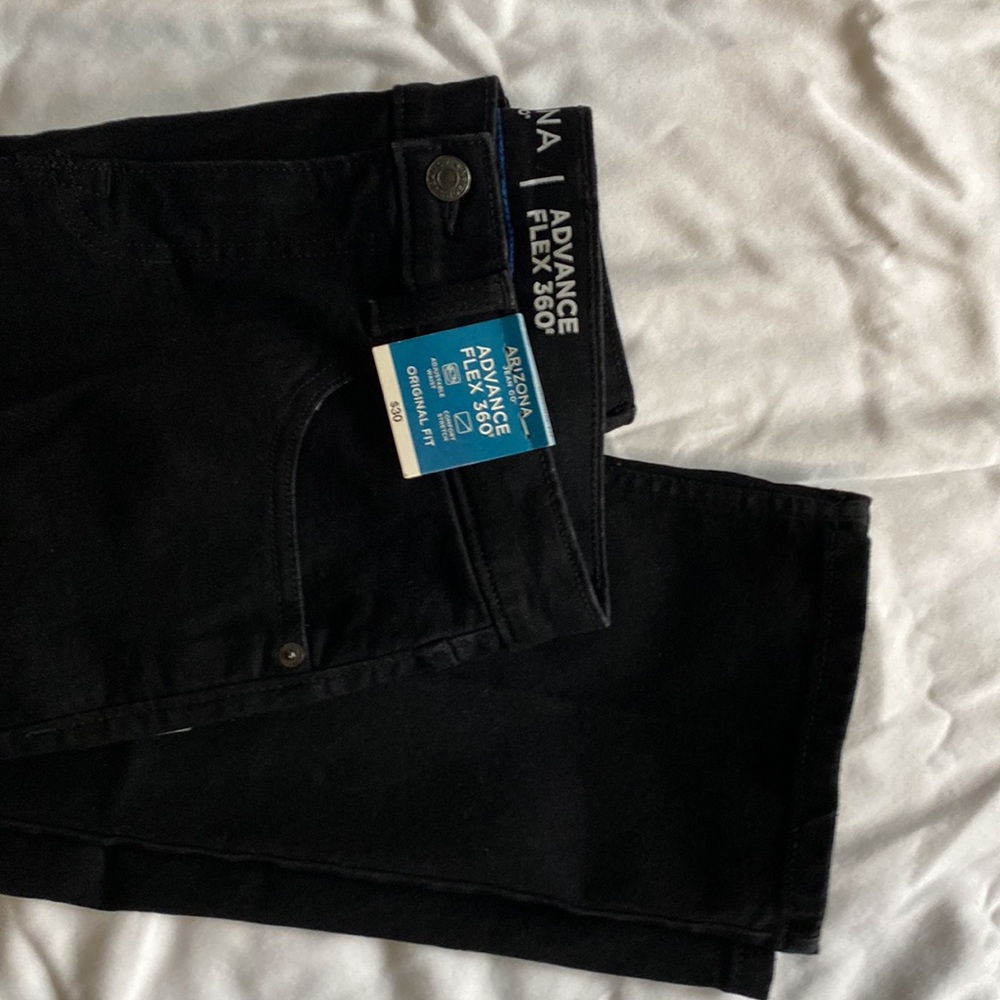 BLACK-NEW-NEVER WORN- Arizona Jean Co-Boys-size 16 - original fit